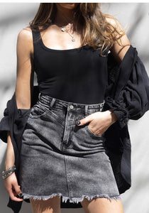 Maggie blk skirt